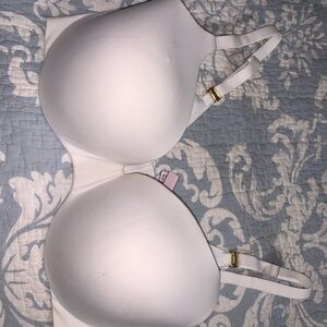 Victoria's Secret Smooth White T-Shirt Bra with Gold Hardware